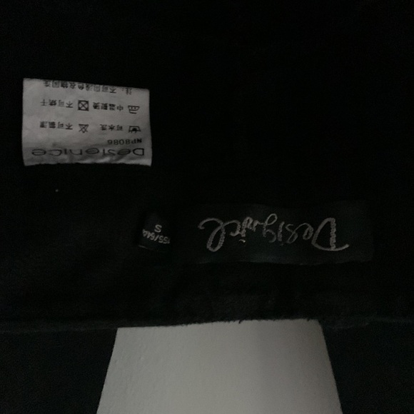 Denim capris.  Quality material. No wear and tear. Dark blue-black. - Picture 2 of 6